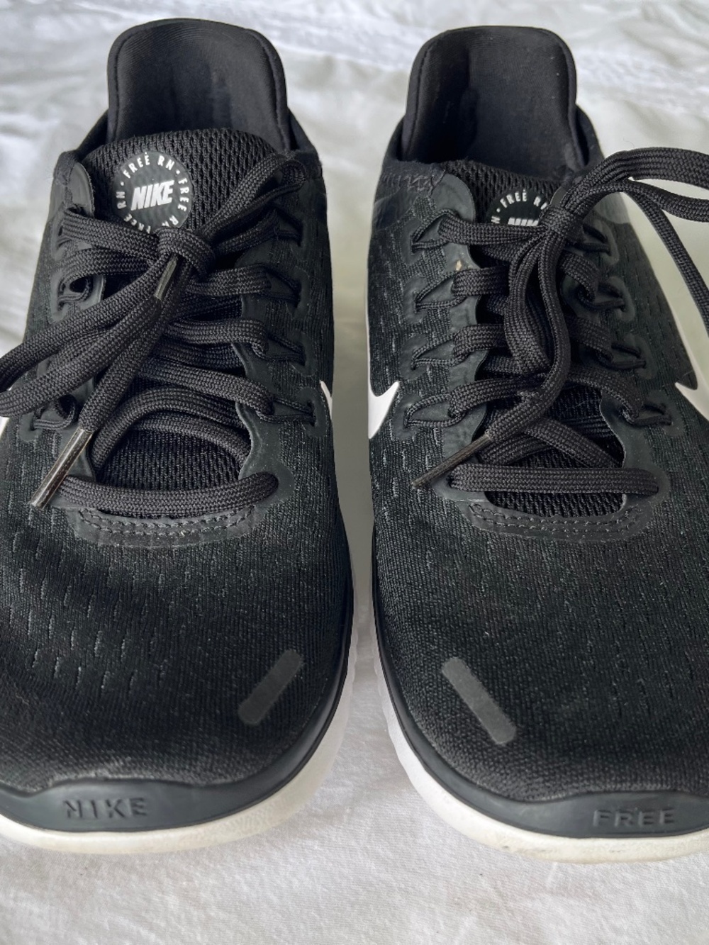 Nike Free Run RN Women’s Running Shoe 6.5 Black And White
